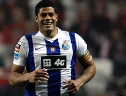 Hulk'tan mermi gibi gol