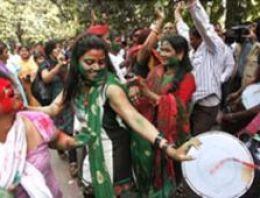 Hindistan seçimlerinde hükümete darbe