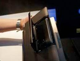 Telefon, bilgisayar ve netbook birarada!