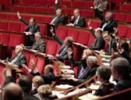 Sarkozy'den yeni tasarı isteği