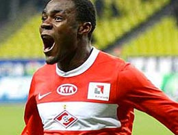 Hiddink Emenike'yi gözüne kestirdi!